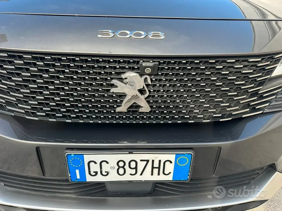 Usata Peugeot 3008 GT 131 CV (96 kW) 2021 Grigio SUV