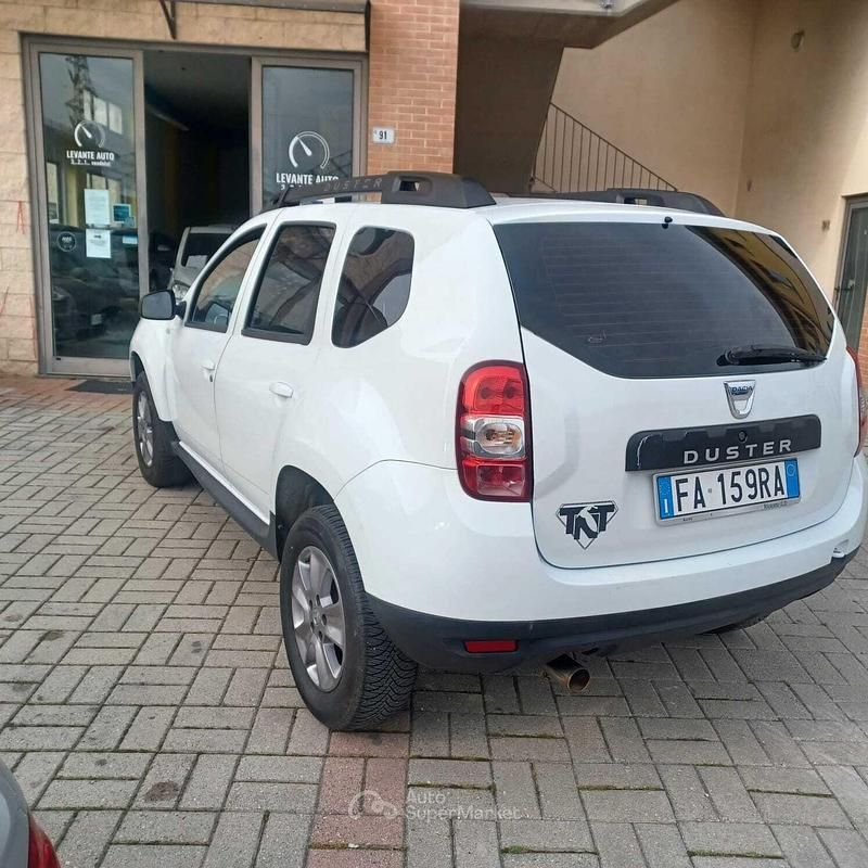 Usata Dacia Duster 109 CV (80 kW) 2015 Bianco SUV