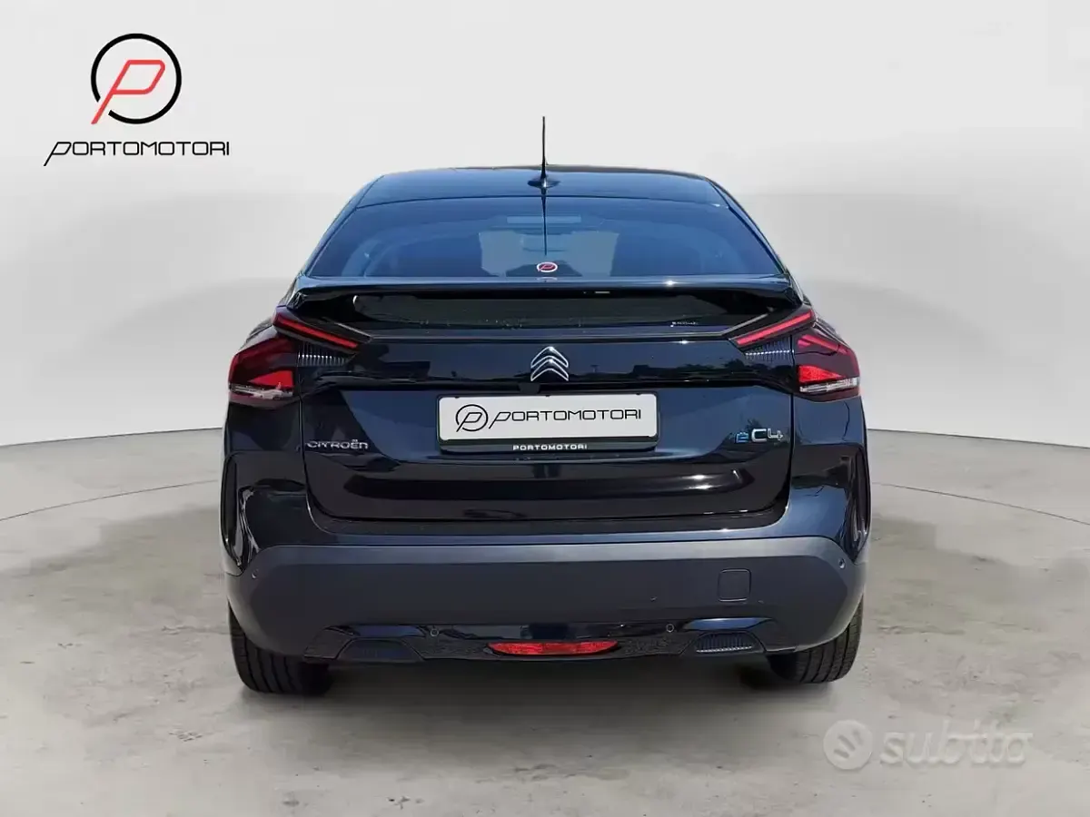 Usata Citroën e-C4 Feel 56 kW (77 CV) 2021 Nero Berlina