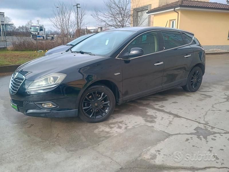 Usata Lancia Delta 119 CV (87 kW) 2011 Nero Utilitaria