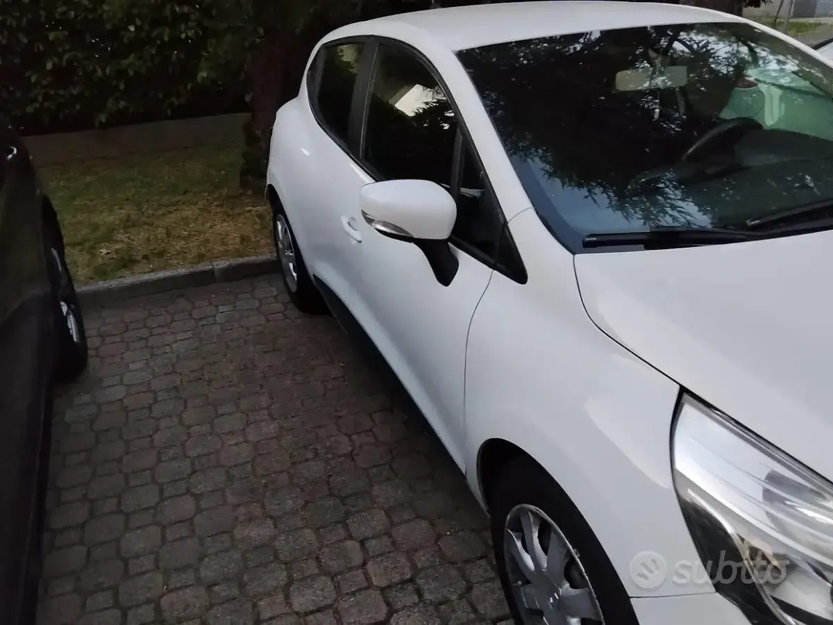 Usata Renault Clio IV 90 CV (66 kW) 2013 Bianco Berlina