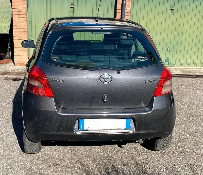 Usata Toyota Yaris 2008 Utilitaria