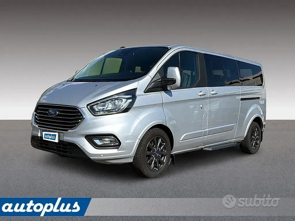 Usata Ford Tourneo Custom Titanium 170 CV (125 kW) 2022 Grigio Furgone