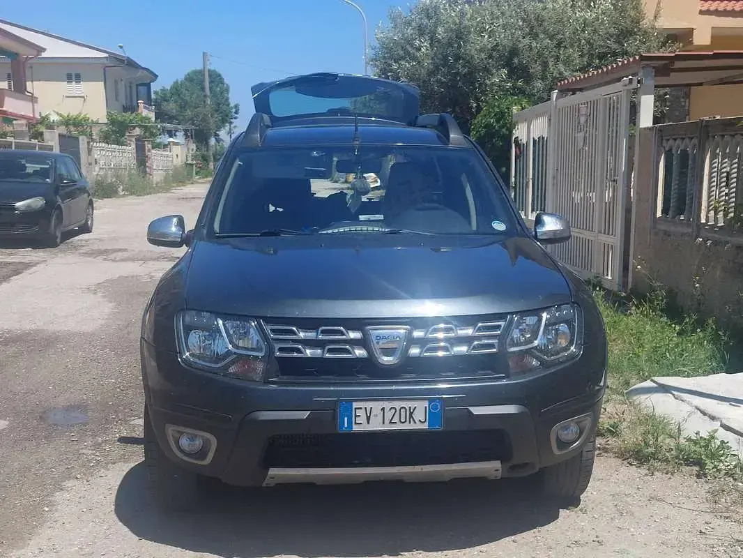 Usata Dacia Duster Lauréate 109 CV (80 kW) 2014 SUV