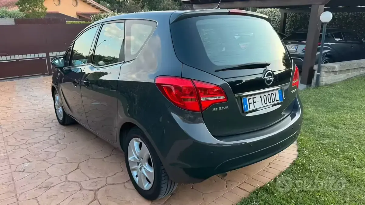 Usata Opel Meriva 120 CV (88 kW) 2016 Monovolume