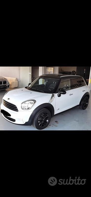 Bianco Usata 2013 Mini Cooper Countryman SUV | 7000 € (Buon prezzo) - Immagine 1/4
