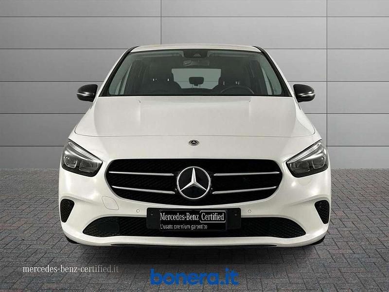 Begagnad Mercedes B200 150 HK (110 kW) 2021 Vit Minibuss