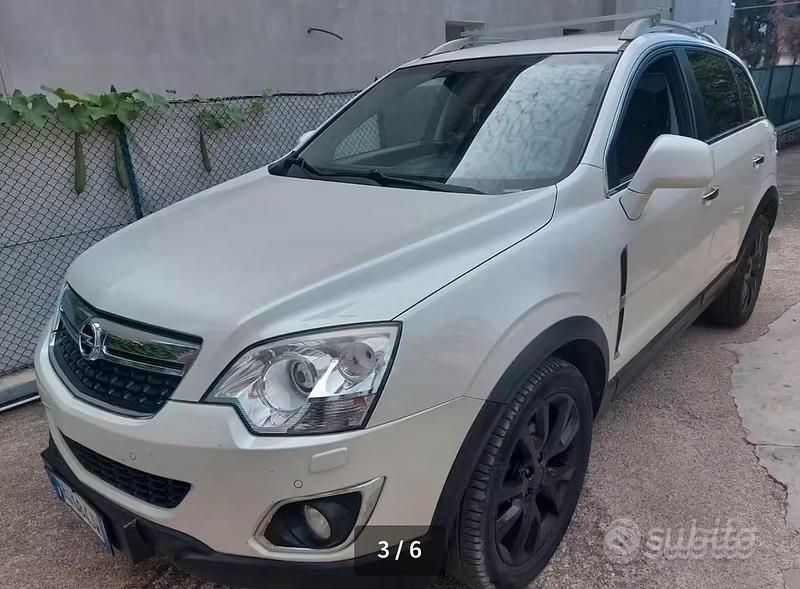 Usata Opel Antara 184 CV (135 kW) 2011 Bianco SUV