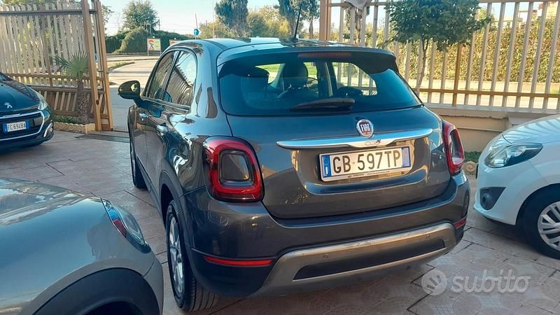 Usata Fiat 500X Cross 150 CV (110 kW) 2020 Grigio moda SUV