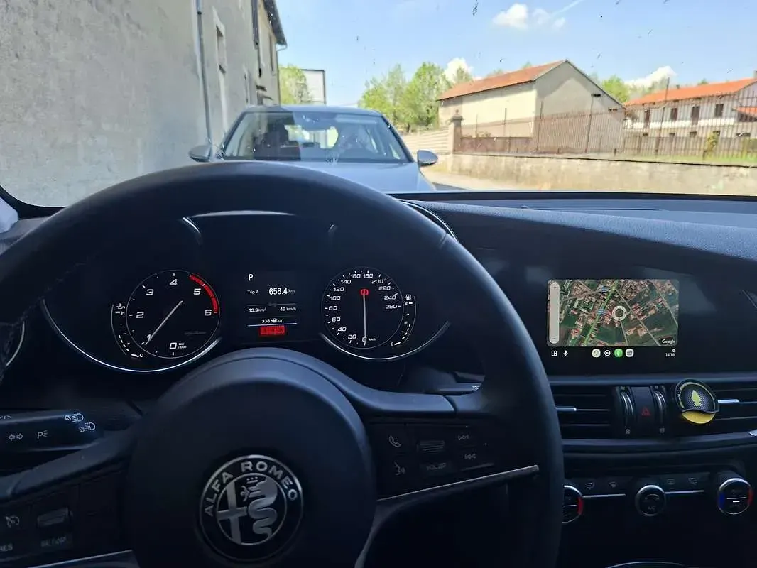 Usata Alfa Romeo Giulia Tech Edition 150 CV (110 kW) 2018 Berlina