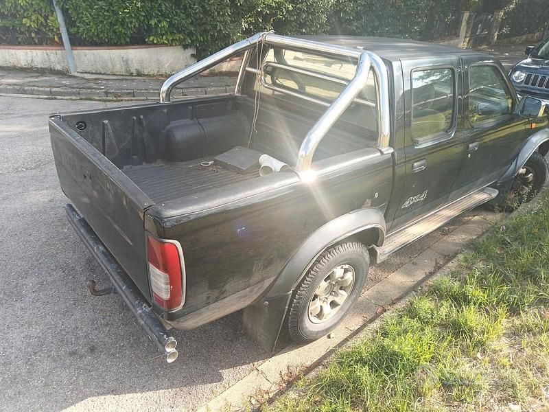 Usata Nissan Navara 2002 Nero Pick-up