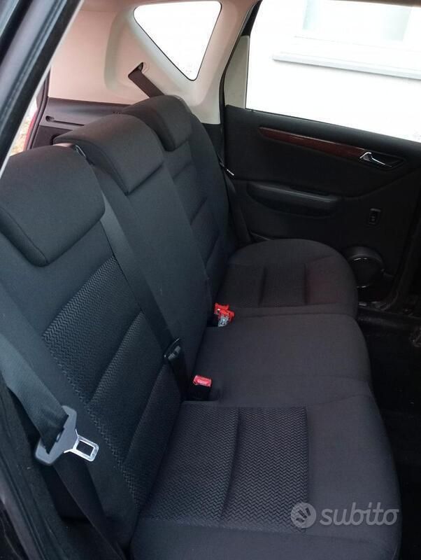 Usata Mercedes A200 95 CV (69 kW) 2005 Nero Berlina