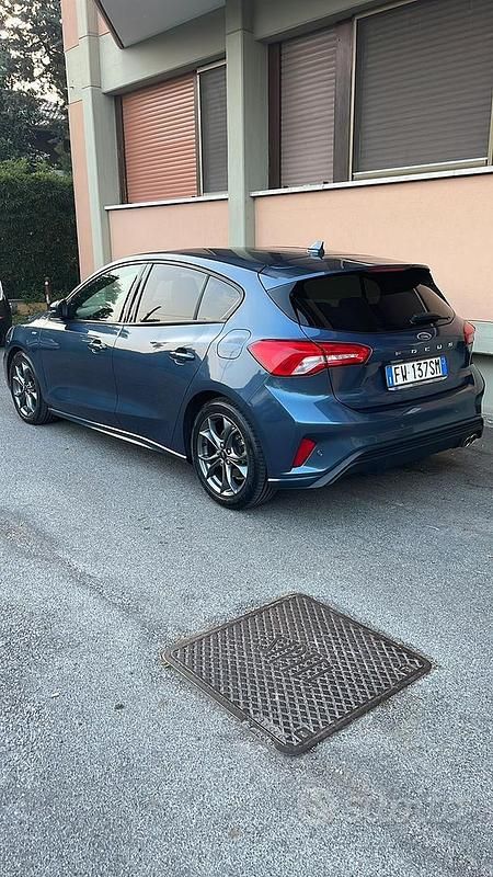 Usata Ford Focus ST-Line 2019 Blu Berlina