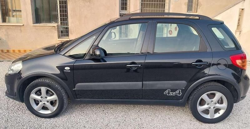 Usata Suzuki SX4 120 CV (88 kW) 2006 SUV