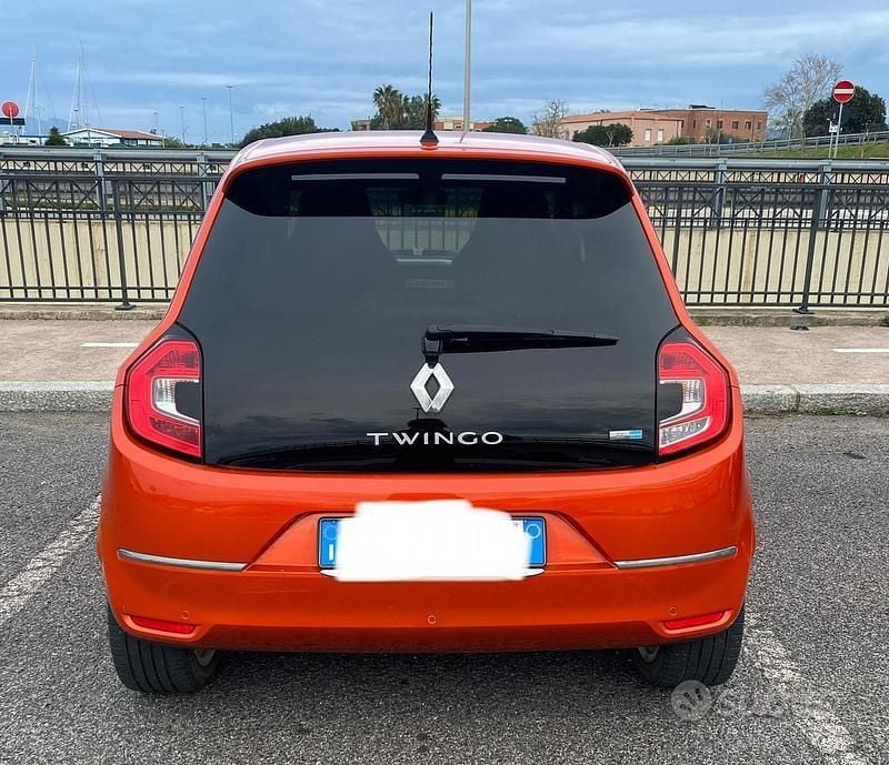 Usata Renault Twingo 30 kW (42 CV) 2020 Utilitaria