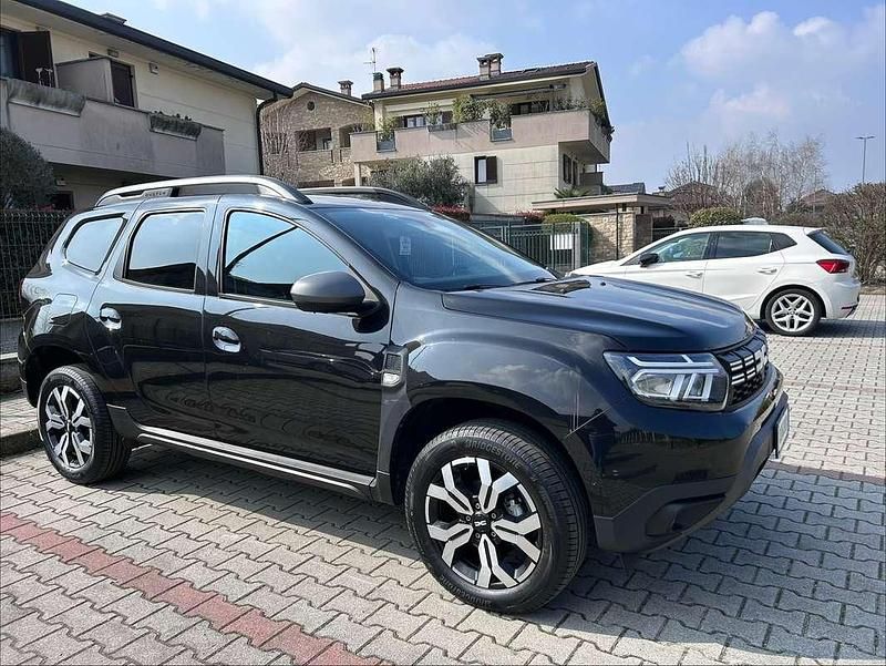 Usata Dacia Duster Journey 116 CV (85 kW) 2023 Nero SUV