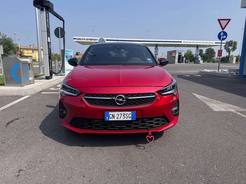 Rosso Usata 2023 Opel Corsa GS Line Tre volumi | 14.900 € (Ottimo prezzo) - Immagine 1/4