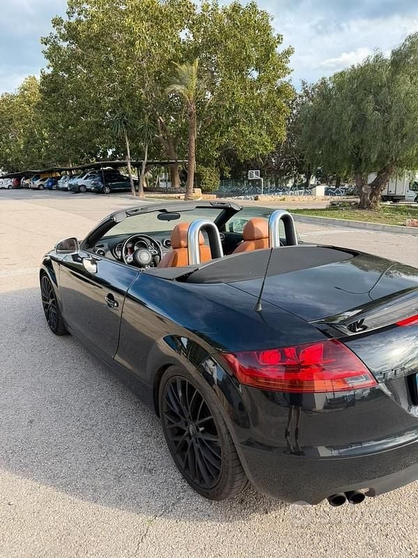 Usata Audi TT Roadster Advanced Plus 254 CV (186 kW) 2007 Nero Cabrio