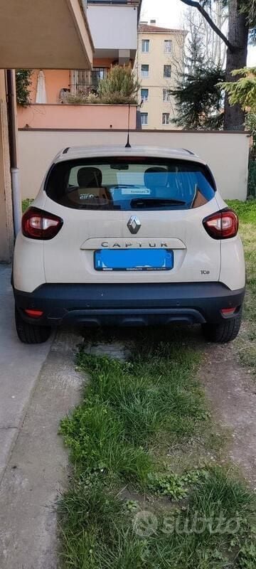 Usata Renault Captur 90 CV (66 kW) 2017 SUV
