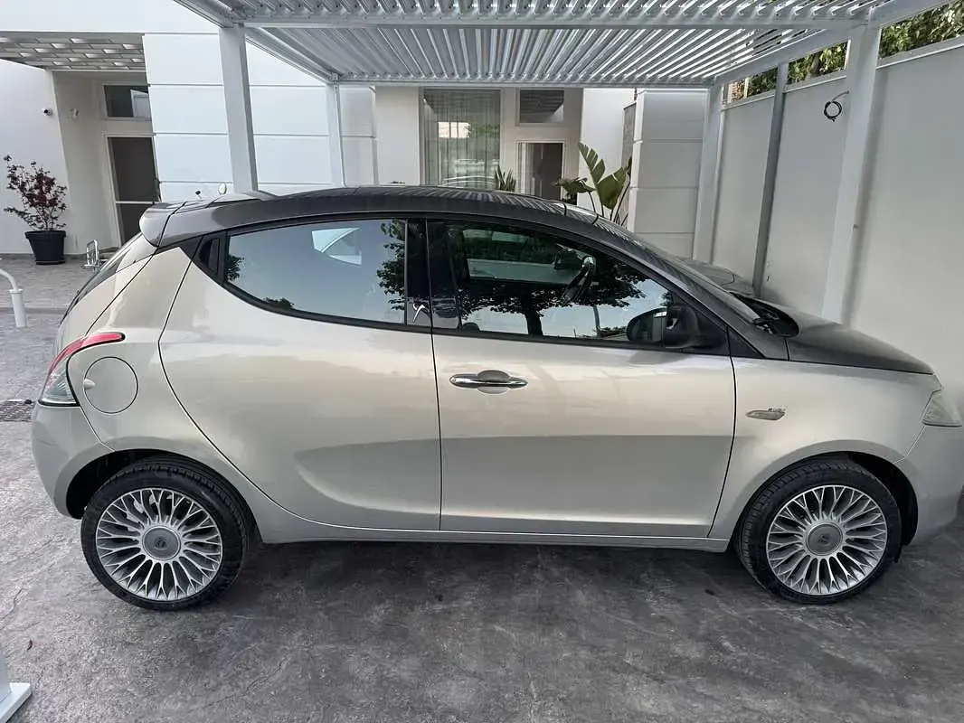 Gebraucht Lancia Ypsilon Gold 86 PS (63 kW) 2014 Kleinwagen