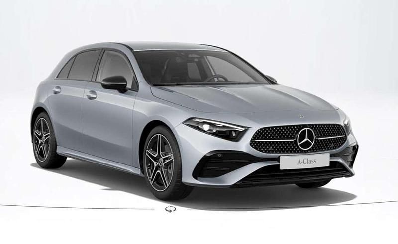 Nuova Mercedes A180 116 CV (85 kW) 2026 Argento hightech Berlina
