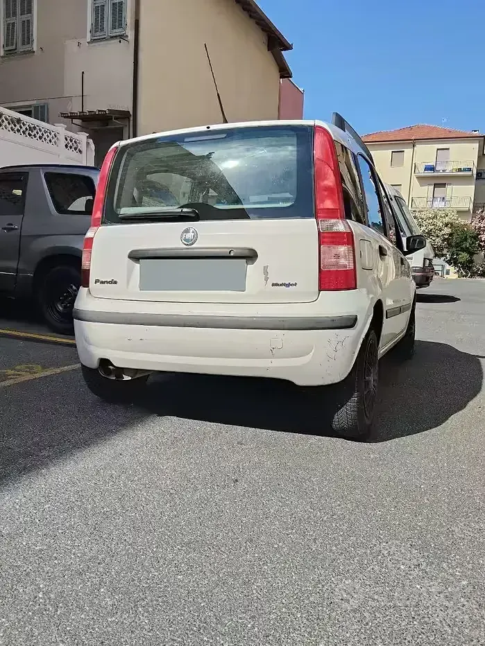 Usata Fiat Panda 69 CV (50 kW) 2006 Bianco Utilitaria