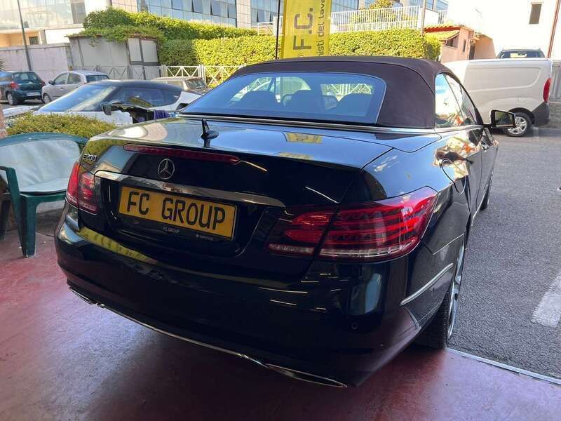 Usata Mercedes E200 Premium 184 CV (135 kW) 2014 Nero Cabrio