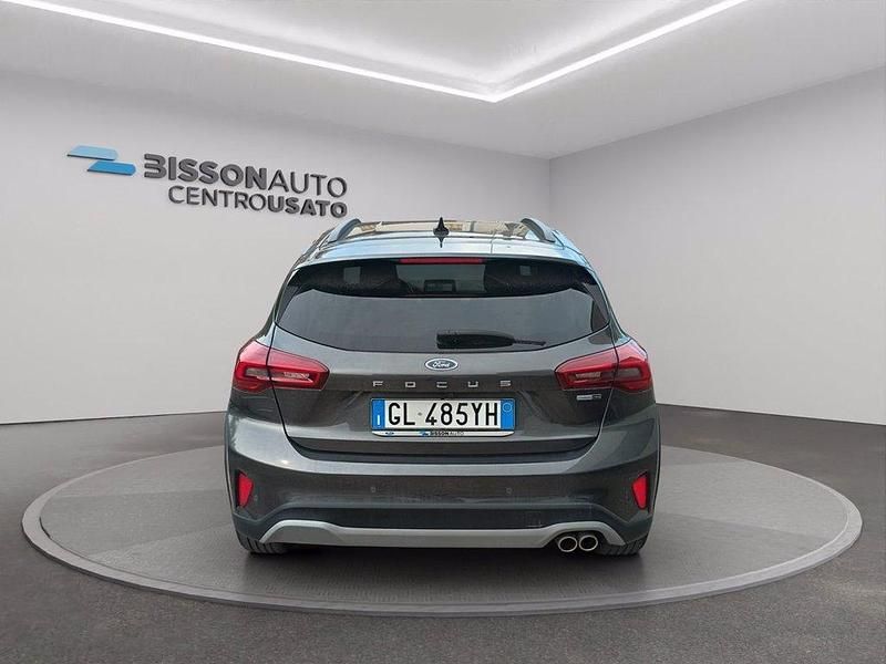 Usata Ford Focus Active 125 CV (91 kW) 2022 Grigio metallizzato Berlina