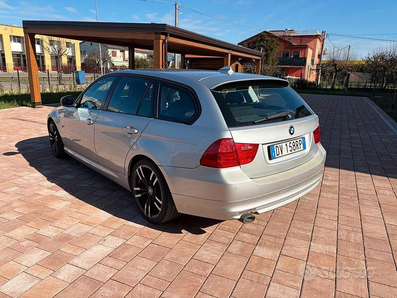 Usata BMW 320 2009 Grigio Station wagon