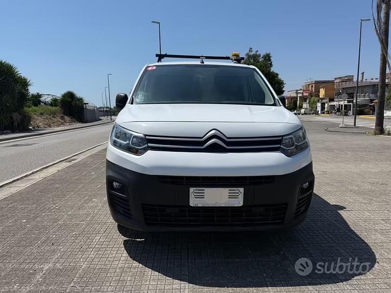 Usata Citroën Berlingo 102 CV (75 kW) 2019 Bianco Monovolume