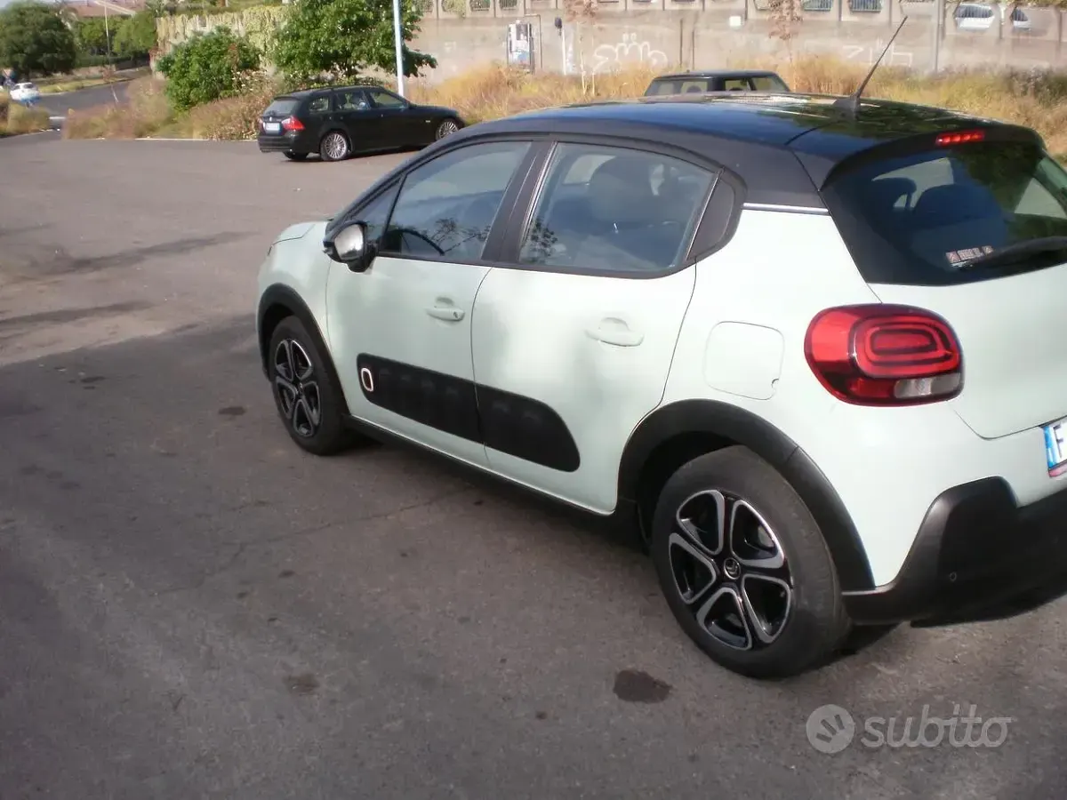 Usata Citroën C3 Feel 68 CV (50 kW) 2018 Bluazzurro Utilitaria