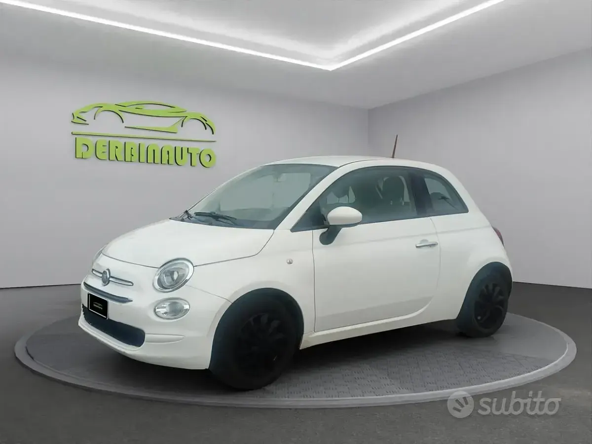 Käytetty Fiat 500 Lounge 69 HP (50 kW) 2018 Valkoinen Sedan