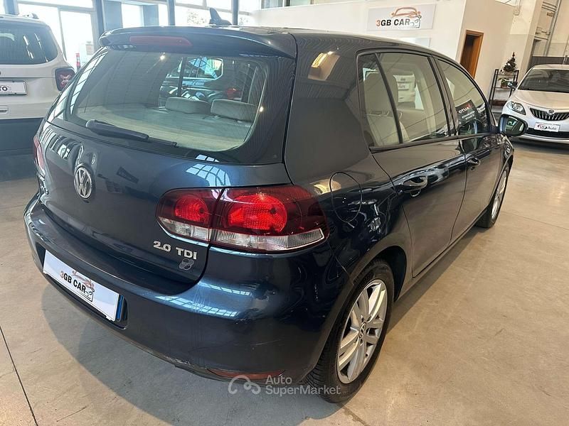 Begagnad VW Golf VI Comfortline 140 HK (102 kW) 2010 Grå Halvkombi
