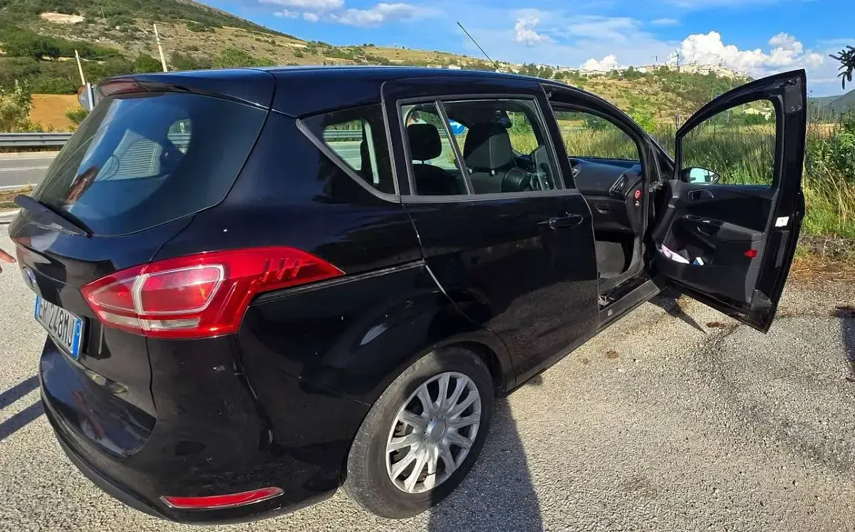 Usata Ford B-MAX Business Edition 86 CV (63 kW) 2013 Nero Monovolume