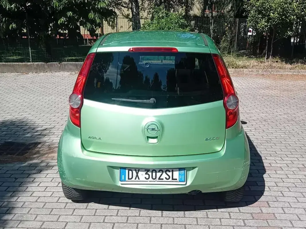 Usata Opel Agila Enjoy 68 CV (50 kW) 2009 Utilitaria