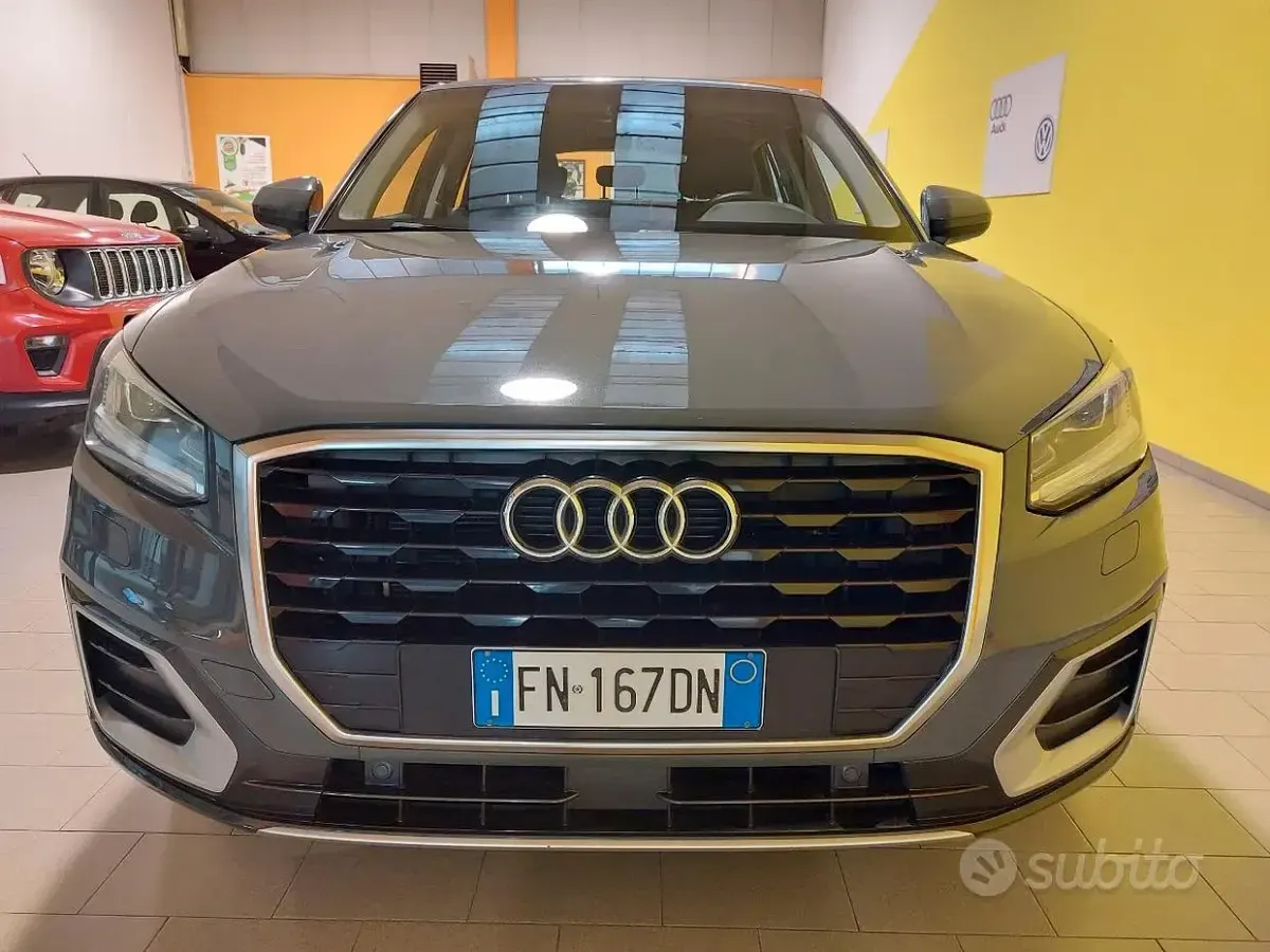 Usata Audi Q2 Sport 116 CV (85 kW) 2018 Grigio SUV