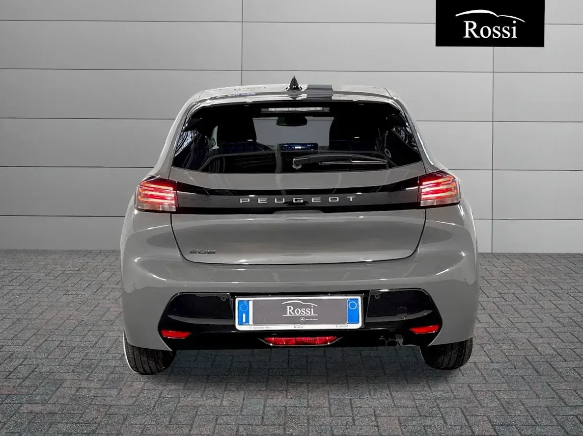 Usata Peugeot 208 Allure 101 CV (74 kW) 2025 Grigio selenite Utilitaria