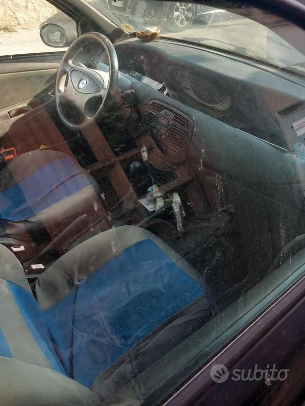 Usata Lancia Ypsilon 54 CV (39 kW) 2000 Utilitaria