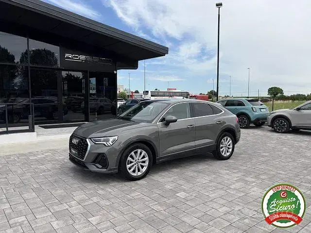 Usata Audi Q3 Sportback 150 CV (110 kW) 2019 Grigio SUV