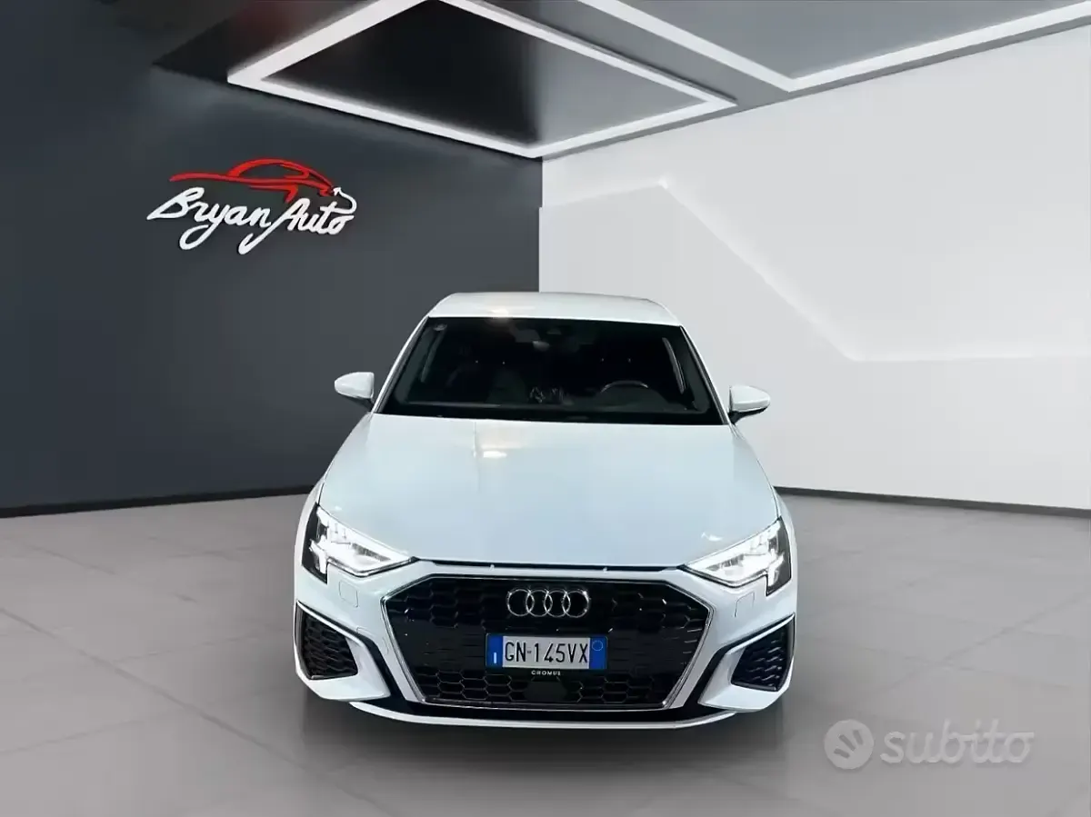 Occasion Audi A3 Ambiente 116 ch (85 kW) 2023 Blanc Berline