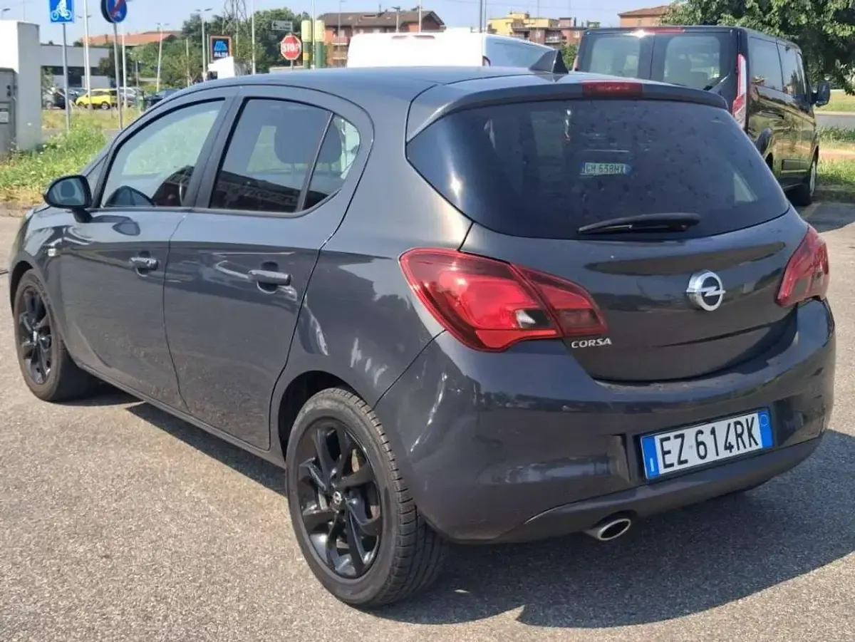 Usata Opel Corsa 69 CV (50 kW) 2015 Grigio Utilitaria