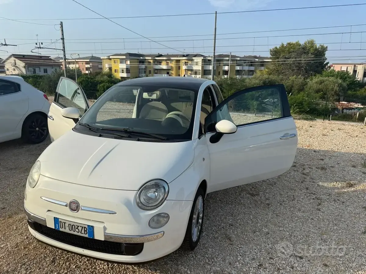 Usata Fiat 500 Lounge 69 CV (50 kW) 2010 Bianco Berlina