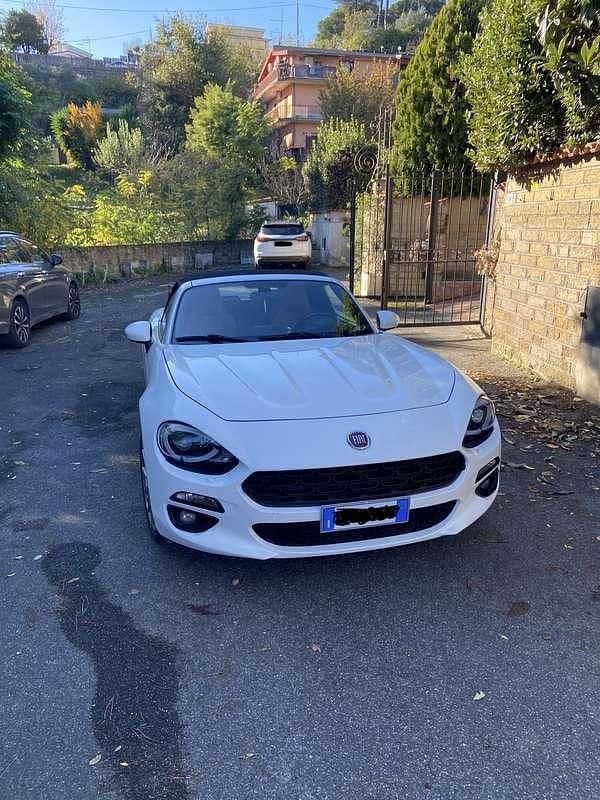 Usata Fiat 124 Spider Lusso 140 CV (102 kW) 2017 Cabrio