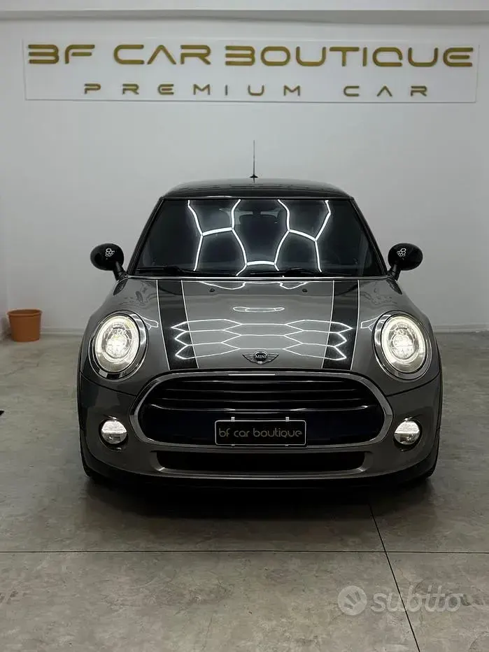 Usata Mini Cooper D 116 CV (85 kW) 2017 Grigio Utilitaria