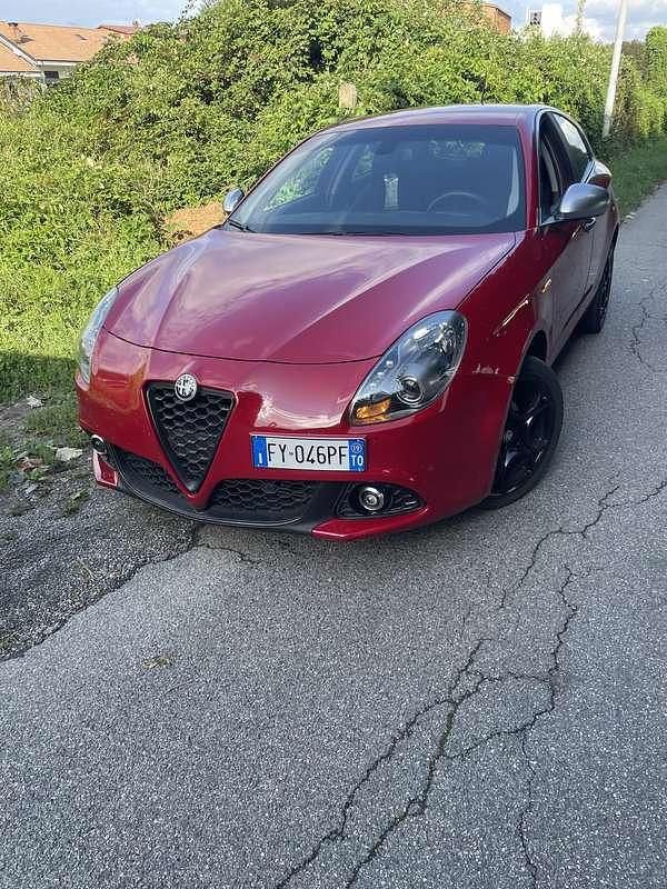 Usata Alfa Romeo Giulietta Super 120 CV (88 kW) 2019 Utilitaria