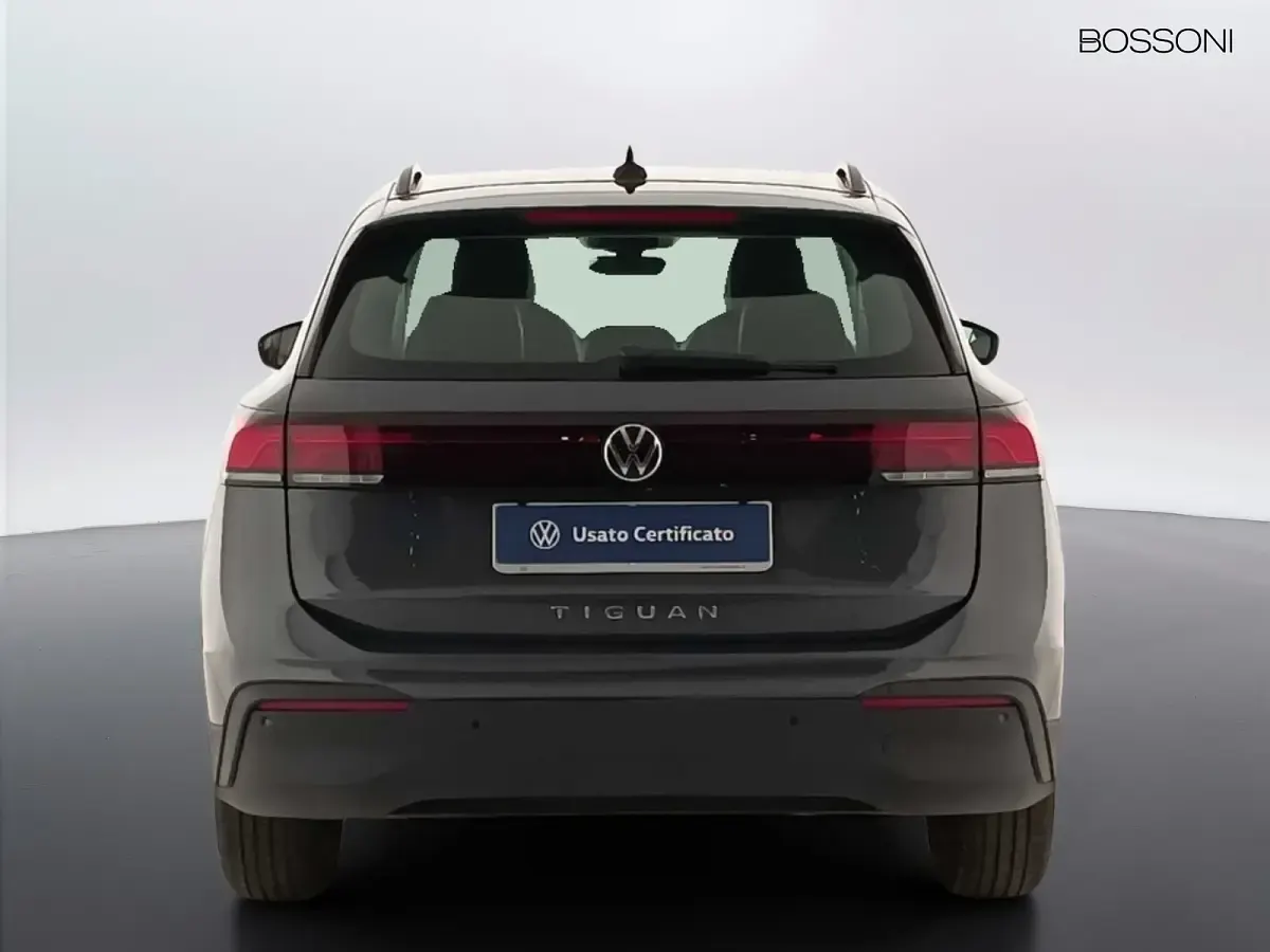 Usata VW Tiguan Life 150 CV (110 kW) 2025 Grigio SUV