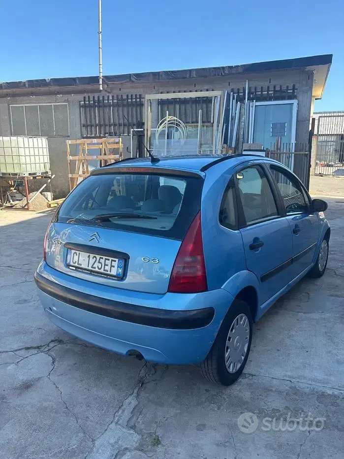 Usata Citroën C3 Elegance 73 CV (53 kW) 2004 Bluazzurro Berlina