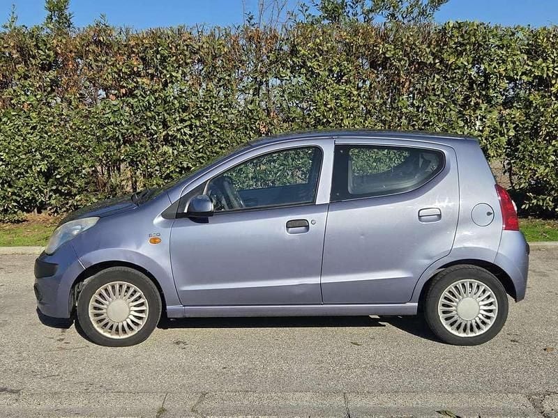 Usata Nissan Pixo 68 CV (50 kW) 2009 Blu/azzurro Utilitaria