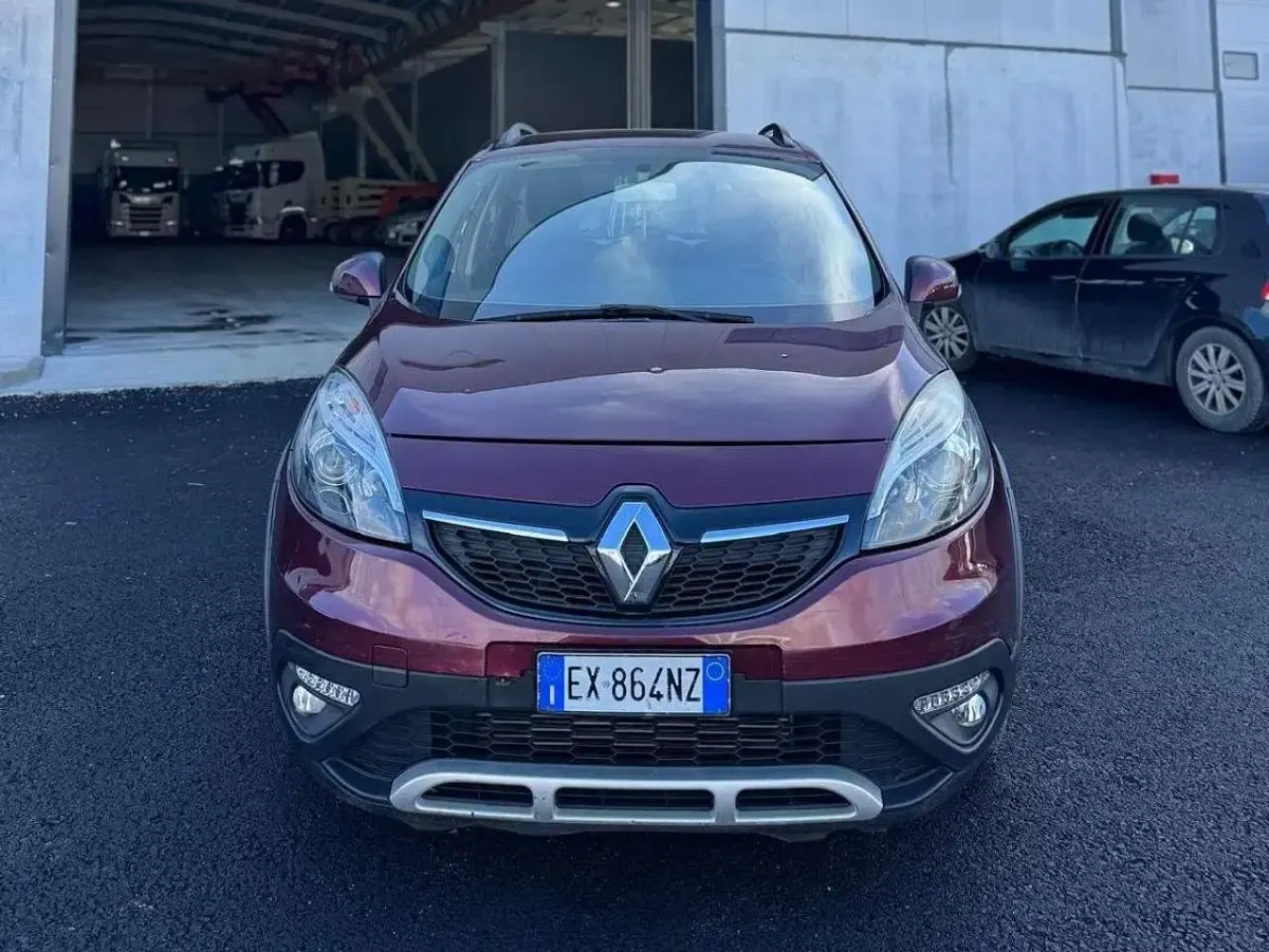 Usata Renault Scenic E-Tech 110 CV (80 kW) 2014 Rosso Monovolume