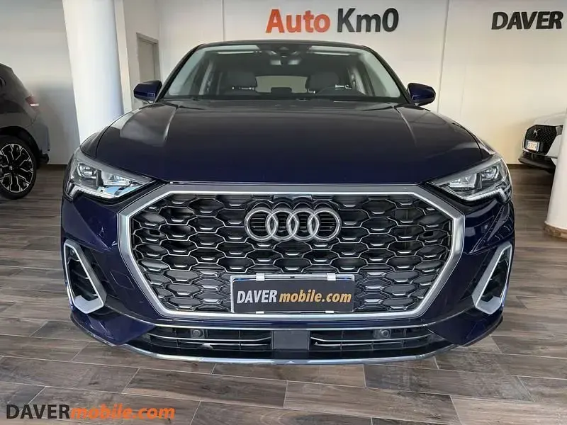 Usata Audi Q3 Sportback S-Line 150 CV (110 kW) 2021 Blu SUV